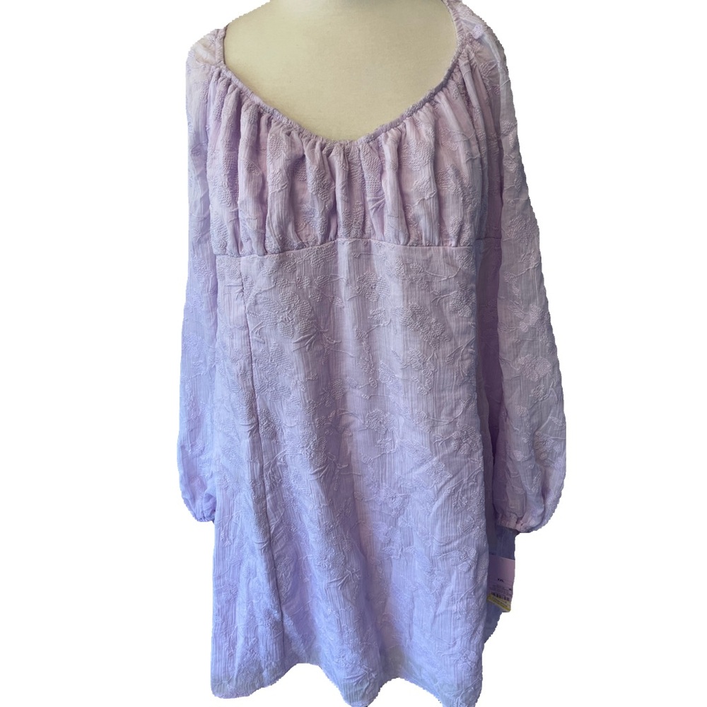 WOMEN’S LONG SLEEVED BACKLESS DRESS SIZE XXL LAVENDER COLORED VERY COMFY NWT